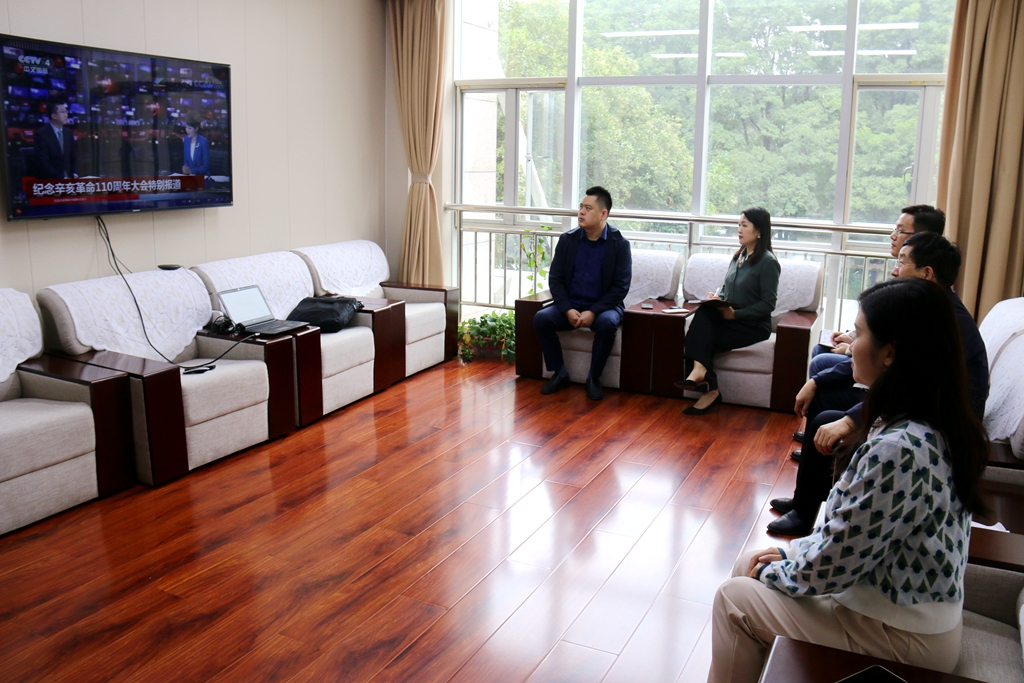 民革洛阳市委会组织收看纪念辛亥革命110周年大会